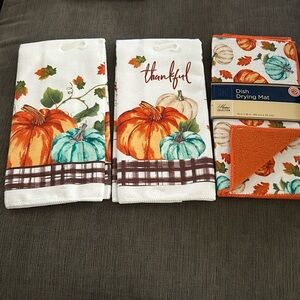 FALL Pumkin Kitchen Bundle: 2 Kitchen towels, 1 Dish Drying Mat